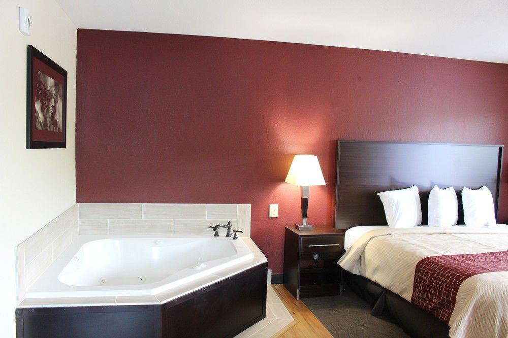 Red Roof Inn Helen Extérieur photo